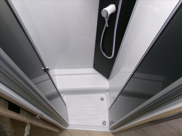 Challenger 328 Etape Edition - Photo 7