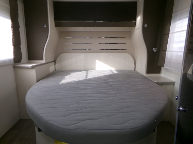 Challenger Genesis 288 EB - Photo 7