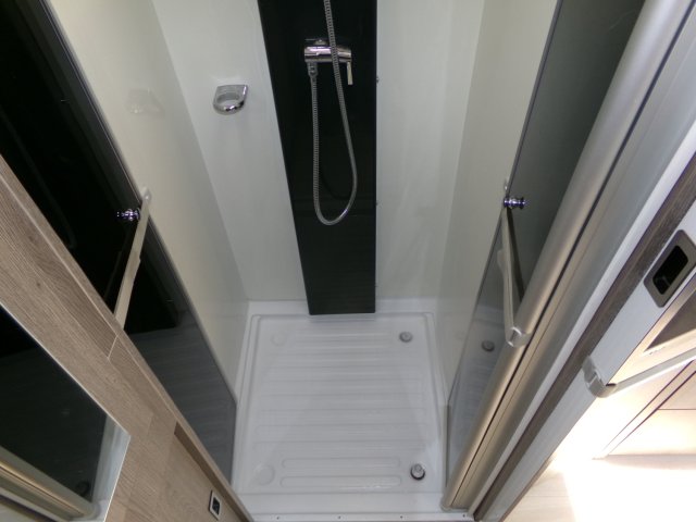 Challenger Graphite 260  - BVA - Photo 8