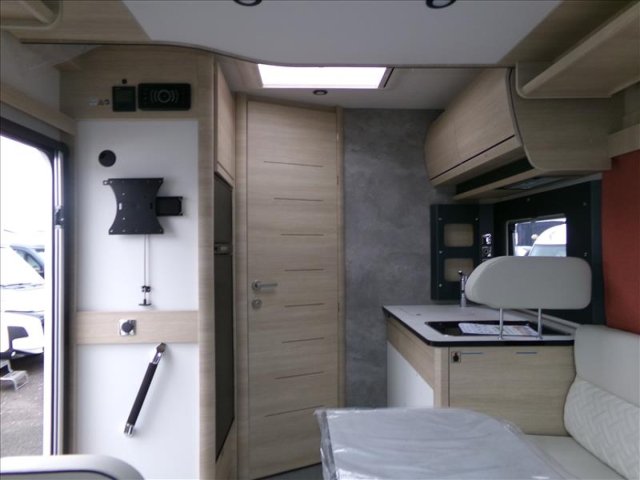 Rapido 606 F - Photo 10