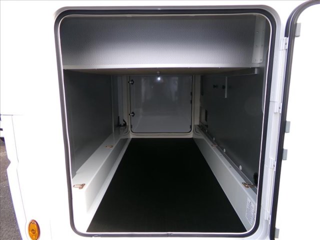 Rapido 686 F 686F - Photo 3