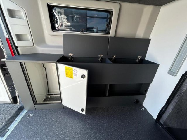 Adria Twin 640 SGX 60 Years - Photo 17