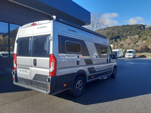 Adria Twin Supreme 640 SGX - Photo 7