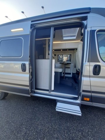 Adria Twin Supreme 640 SGX - Photo 11