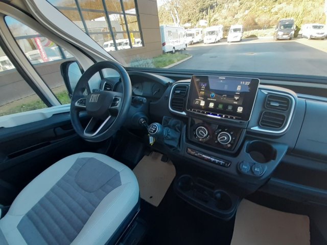 Adria Twin Supreme 640 SGX - Photo 13