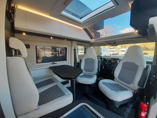 Adria Twin Supreme 640 SGX - Photo 17