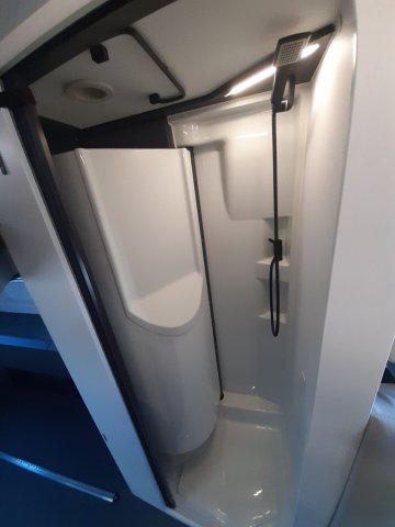 Adria Twin Supreme 640 SGX - Photo 29