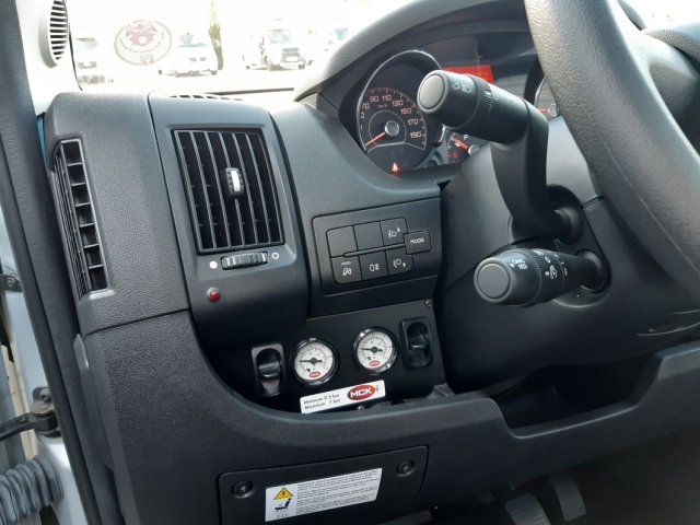 Adria Twin Supreme 640 SLB - Photo 17