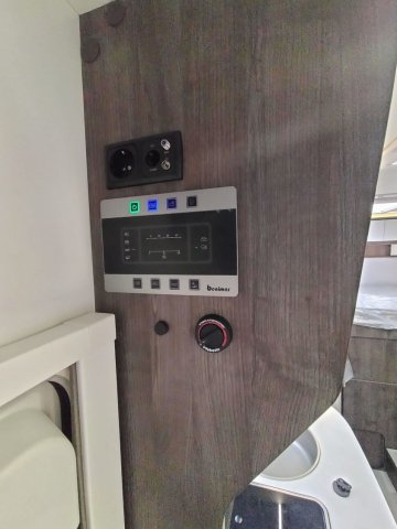 Benimar Tessoro 444 - Photo 26