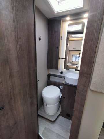 Benimar Tessoro 444 - Photo 38