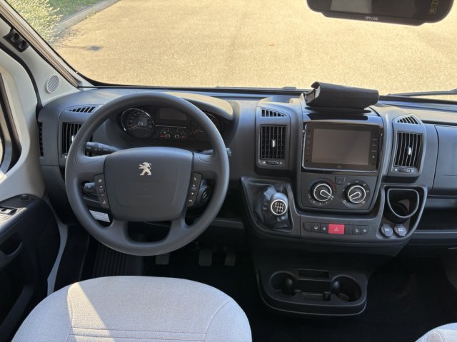 Benimar Tessoro 497 LIMITED - Photo 9