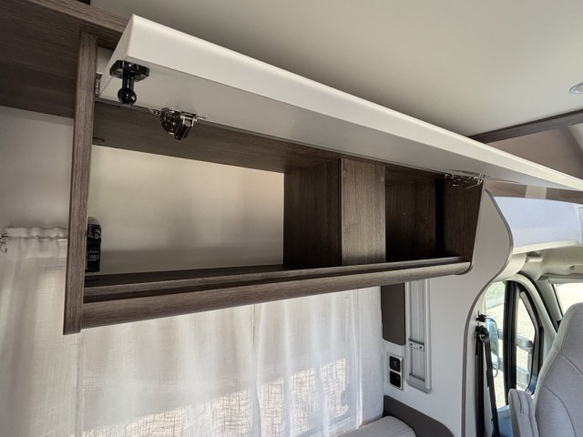 Benimar Tessoro 497 LIMITED - Photo 15