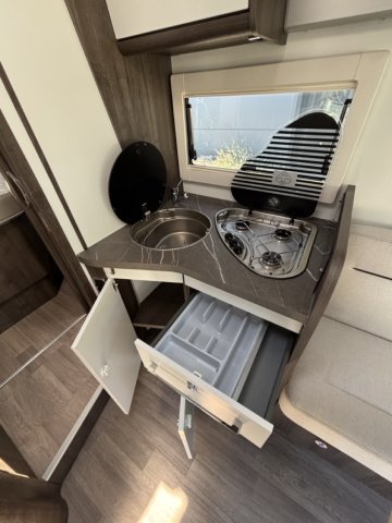 Benimar Tessoro 497 LIMITED - Photo 19