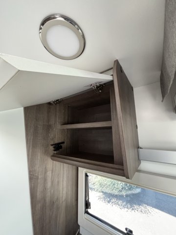 Benimar Tessoro 497 LIMITED - Photo 20