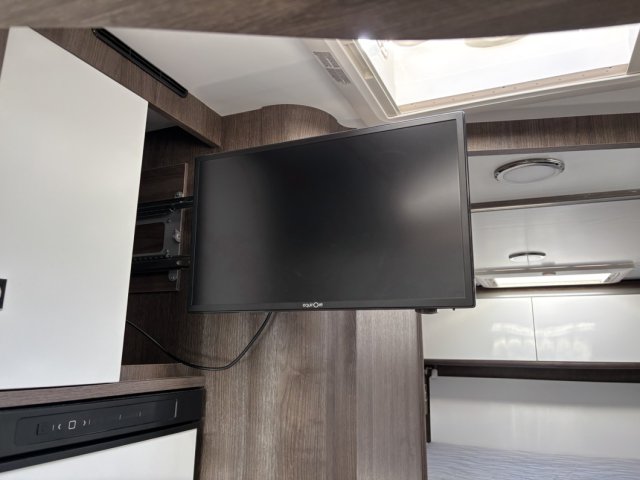 Benimar Tessoro 497 LIMITED - Photo 22