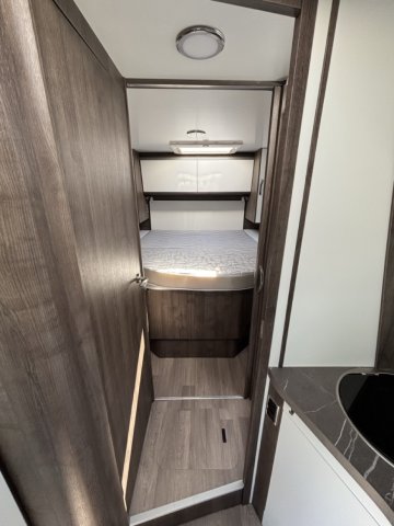 Benimar Tessoro 497 LIMITED - Photo 25