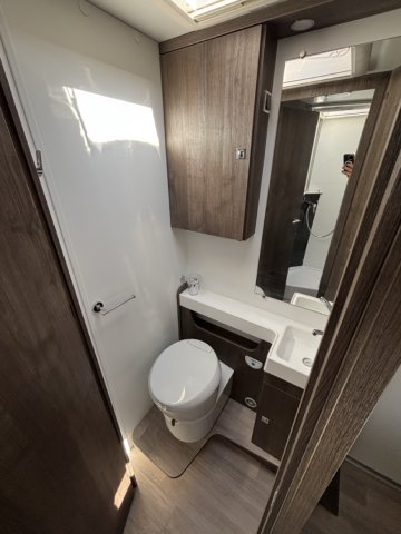 Benimar Tessoro 497 LIMITED - Photo 27