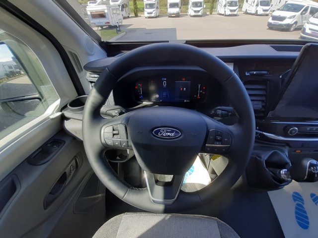 Benimar Yrteo 840 - Photo 16