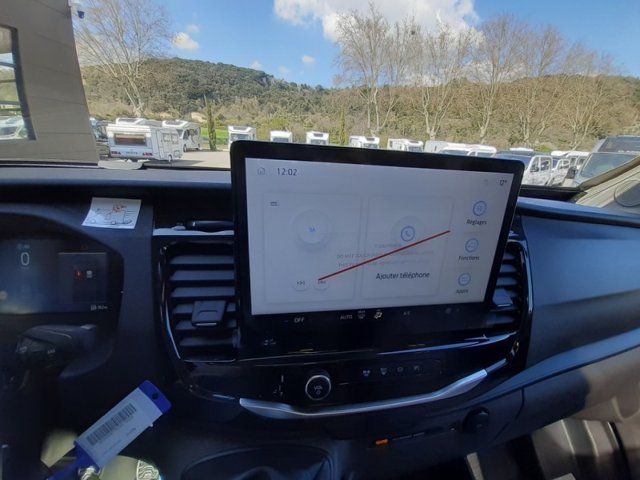 Benimar Yrteo 840 - Photo 17