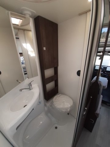 Benimar Yrteo 840 - Photo 27