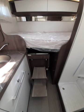 Benimar Yrteo 840 - Photo 30