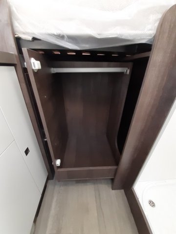 Benimar Yrteo 840 - Photo 31