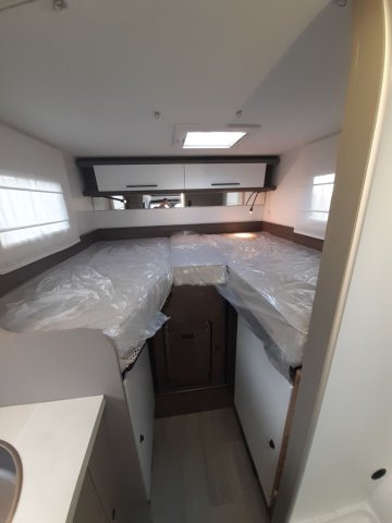 Benimar Yrteo 861 - Photo 32