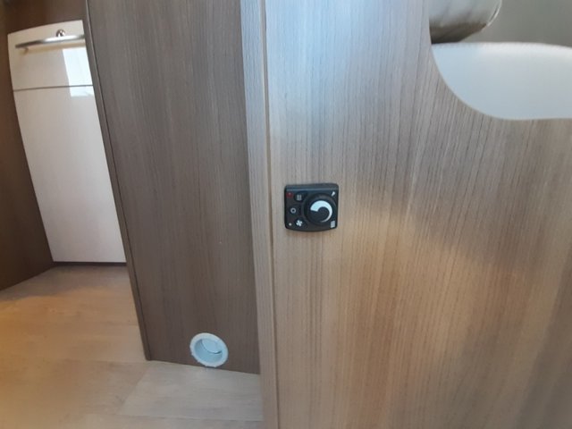 Challenger Birthday 58 - Photo 13