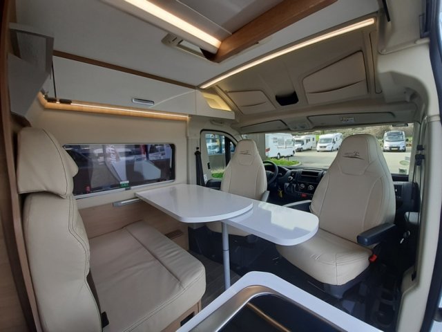 Mc Louis Yearling Van 3 20 ANNIVERSAIRE - Photo 13