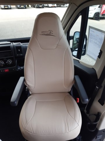 Mc Louis Yearling Van 3 20 ANNIVERSAIRE - Photo 15