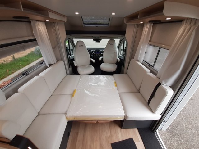 Pilote P 690 D Evidence - Photo 20