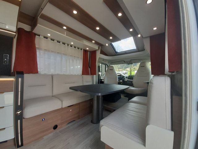 Pilote P 696 D Evidence P696D - Photo 25