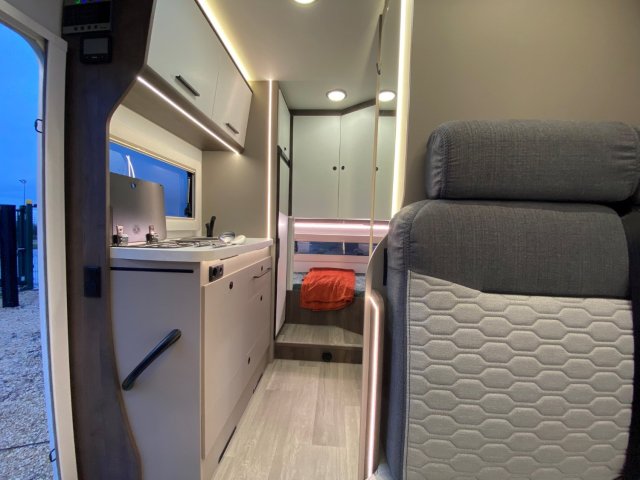 Benimar Tessoro 483 Northautokapp - Photo 3