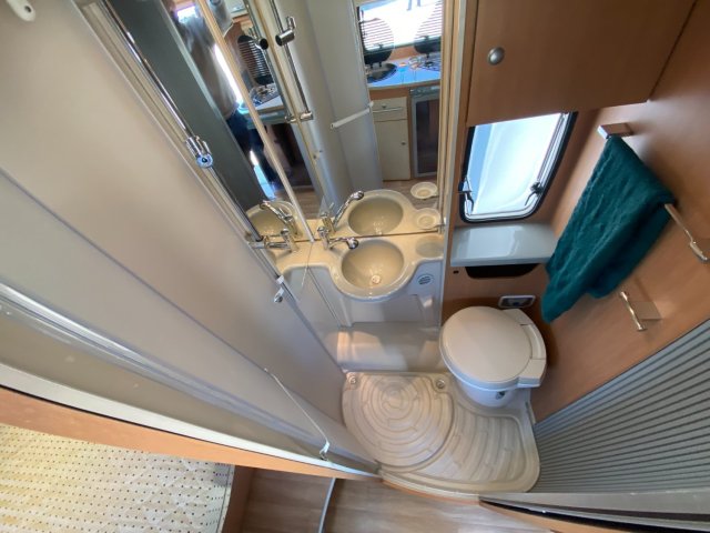 Challenger Genesis 42 - Photo 5