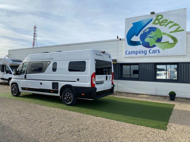 Font Vendome Duo Van - Photo 2