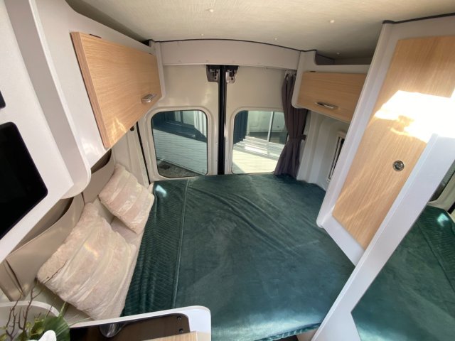 Font Vendome Forty Van 4x4 - Photo 7