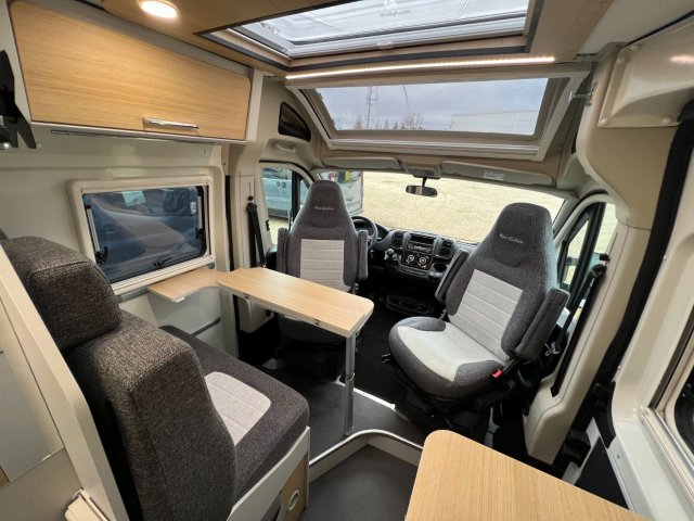 Font Vendome Rando Camp - Photo 2