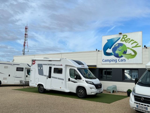 Berry Campingcar - 36250 Saint-maur - Vente de camping car et caravane  occasion et neuf Chateauroux