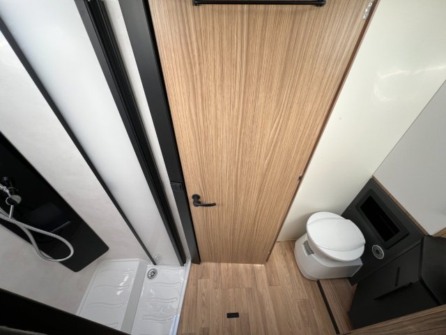 Pilote P 740 FGJ Evidence - Photo 6