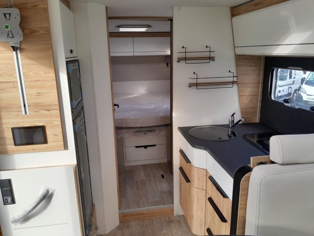 Bavaria Initial I740FC Nomade Plus - Photo 3