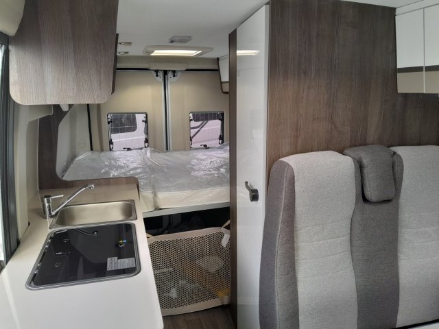 Benimar Benivan 144 Up - Photo 3