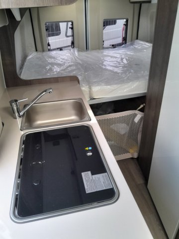 Benimar Benivan 144 Up - Photo 5