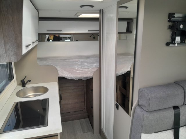 Benimar Yrteo 840 - Photo 3