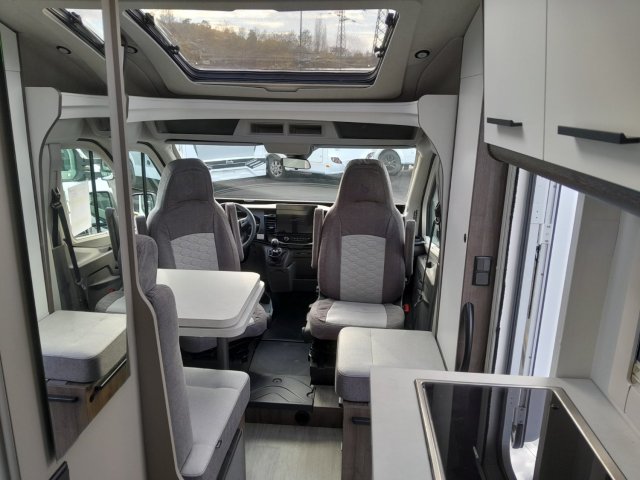 Benimar Yrteo 840 - Photo 8