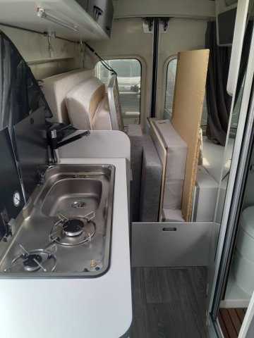 Font Vendome Forty Van 4x4 - Photo 3