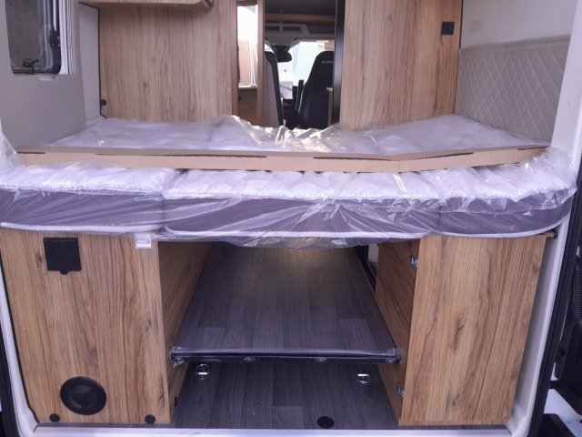 Font Vendome Forty Van 4X2 - Photo 9