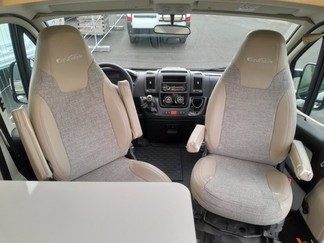 Font Vendome Leader Camp - Photo 7