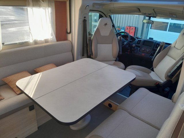 Rapido 606 F - Photo 2