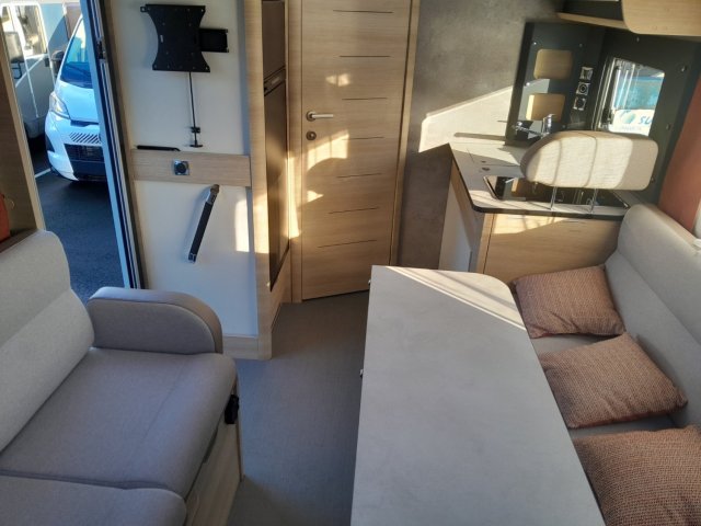 Rapido 606 F - Photo 3