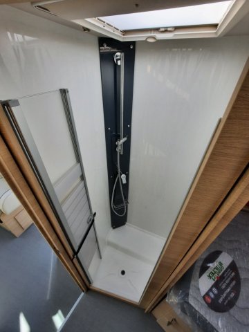 Rapido 666 F - Photo 5